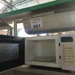 LOTE 461 - 01 MICRO-ONDAS E 01 CUBA PARA LAVATÓRIO EM AÇO INOX. (NO ESTADO, LEILÃO NÃO TEM GARANTIA E NEM DEVOLUÇÃO, SUJEITO A POSSÍVEIS AVARIAS VISÍVEIS/OCULTAS E/OU AUSÊNCIA DE COMPONENTES).