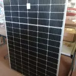 LOTE 006 - 01 – PLACA ENERGIA SOLAR (NO ESTADO, NÃO SABEMOS SE FUNCIONA. LEILÃO NÃO TEM GARANTIA E NEM DEVOLUÇÃO, SUJEITO A POSSÍVEIS AVARIAS VISÍVEIS/OCULTAS E/OUAUSÊNCIA DE COMPONENTES)