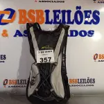 LOTE 357 - 01 CAMELBAK NA COR CINZA. (NO ESTADO, LEILÃO NÃO TEM GARANTIA E NEM DEVOLUÇÃO, SUJEITO A POSSÍVEIS AVARIAS VISÍVEIS/OCULTAS E/OU AUSÊNCIA DE COMPONENTES).