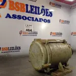 LOTE 464 - 01 MOTOR ELÉTRICO. (NO ESTADO, LEILÃO NÃO TEM GARANTIA E NEM DEVOLUÇÃO, SUJEITO A POSSÍVEIS AVARIAS VISÍVEIS/OCULTAS E/OU AUSÊNCIA DE COMPONENTES).
