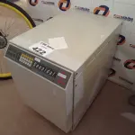LOTE 422 - 01 NOBREAK MARCA ENGETRON ONDA SENOIDAL 2.0KVA/1.3KW BATERIAS 24V. (NO ESTADO, LEILÃO NÃO TEM GARANTIA E NEM DEVOLUÇÃO, SUJEITO A POSSÍVEIS AVARIAS VISÍVEIS/OCULTAS E/OU AUSÊNCIA DE COMPONENTES).