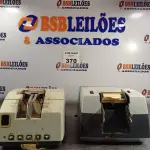 LOTE 370 - 02 CALCULADORAS ANTIGAS. (NO ESTADO, LEILÃO NÃO TEM GARANTIA E NEM DEVOLUÇÃO, SUJEITO A POSSÍVEIS AVARIAS VISÍVEIS/OCULTAS E/OU AUSÊNCIA DE COMPONENTES).