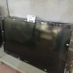 LOTE 456 - 01 TV MARCA SAMSUNG 40” POL PARA RETIRADA DE PEÇAS. (NO ESTADO, LEILÃO NÃO TEM GARANTIA E NEM DEVOLUÇÃO, SUJEITO A POSSÍVEIS AVARIAS VISÍVEIS/OCULTAS E/OU AUSÊNCIA DE COMPONENTES).