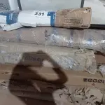 LOTE 331 - 01 LOTE DE MADEIRAS DIVERSAS (NO ESTADO, NÃO SABEMOS SE FUNCIONA. LEILÃO NÃO TEM GARANTIA E NEM DEVOLUÇÃO, SUJEITO A POSSÍVEIS AVARIAS VISÍVEIS/OCULTAS E/OU AUSÊNCIA DE COMPONENTES)