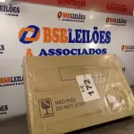 LOTE 172 - 01 - GABINETE ARMÁRIO BANHEIRO 60CM COM RODÍZIOS MULTIMÓVEIS BRANCO (NO ESTADO, NÃO SABEMOS SE FUNCIONA. LEILÃO NÃO TEM GARANTIA E NEM DEVOLUÇÃO, SUJEITO A POSSÍVEIS AVARIAS VISÍVEIS/OCULTAS E/OU AUSÊNCIA DE COMPONENTES)
