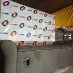 LOTE 065 - 01 - RECAMIER PUFF BAU (NO ESTADO, NÃO SABEMOS SE FUNCIONA. LEILÃO NÃO TEM GARANTIA E NEM DEVOLUÇÃO, SUJEITO A POSSÍVEIS AVARIAS VISÍVEIS/OCULTAS E/OU AUSÊNCIA DE COMPONENTES)