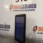 LOTE 315 - 01 - TABLET MULTILASER M7S PLUS (NO ESTADO, NÃO SABEMOS SE FUNCIONA. LEILÃO NÃO TEM GARANTIA E NEM DEVOLUÇÃO, SUJEITO A POSSÍVEIS AVARIAS VISÍVEIS/OCULTAS E/OU AUSÊNCIA DE COMPONENTES)
