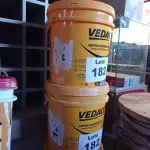 LOTE 182 - 03 - VEDACIT 18 LITROS VEDACIT (NO ESTADO, NÃO SABEMOS SE FUNCIONA. LEILÃO NÃO TEM GARANTIA E NEM DEVOLUÇÃO, SUJEITO A POSSÍVEIS AVARIAS VISÍVEIS/OCULTAS E/OU AUSÊNCIA DE COMPONENTES)