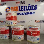 LOTE 070 - 04 - LATAS ADESIVO DE CONTATO FORMICA (NO ESTADO, NÃO SABEMOS SE FUNCIONA. LEILÃO NÃO TEM GARANTIA E NEM DEVOLUÇÃO, SUJEITO A POSSÍVEIS AVARIAS VISÍVEIS/OCULTAS E/OU AUSÊNCIA DE COMPONENTES)