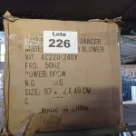 LOTE 226 - 01 - VENTILADOR DE VENTOINHA INFLÁVEL XPOWER 220V (NO ESTADO, NÃO SABEMOS SE FUNCIONA. LEILÃO NÃO TEM GARANTIA E NEM DEVOLUÇÃO, SUJEITO A POSSÍVEIS AVARIAS VISÍVEIS/OCULTAS E/OU AUSÊNCIA DE COMPONENTES)