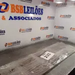 LOTE 233 - 01 - CHAPA PARA FOGÃO A LENHA FERRO FUNDIDO DE 4 BOCAS REDUTORES 1 METRO (NO ESTADO, NÃO SABEMOS SE FUNCIONA. LEILÃO NÃO TEM GARANTIA E NEM DEVOLUÇÃO, SUJEITO A POSSÍVEIS AVARIAS VISÍVEIS/OCULTAS E/OU AUSÊNCIA DE COMPONENTES)