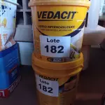LOTE 182 - 03 - VEDACIT 18 LITROS VEDACIT (NO ESTADO, NÃO SABEMOS SE FUNCIONA. LEILÃO NÃO TEM GARANTIA E NEM DEVOLUÇÃO, SUJEITO A POSSÍVEIS AVARIAS VISÍVEIS/OCULTAS E/OU AUSÊNCIA DE COMPONENTES)