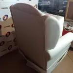 LOTE 275 - 01 - POLTRONA AMAMENTAÇÃO SABRINA BALANÇO + PUFF GRÃO DE GENTE (NO ESTADO, NÃO SABEMOS SE FUNCIONA. LEILÃO NÃO TEM GARANTIA E NEM DEVOLUÇÃO, SUJEITO A POSSÍVEIS AVARIAS VISÍVEIS/OCULTAS E/OU AUSÊNCIA DE COMPONENTES)