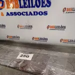 LOTE 250 - 01 - CHAPA PARA FOGÃO A LENHA FERRO FUNDIDO DE 4 BOCAS REDUTORES 1 METRO (NO ESTADO, NÃO SABEMOS SE FUNCIONA. LEILÃO NÃO TEM GARANTIA E NEM DEVOLUÇÃO, SUJEITO A POSSÍVEIS AVARIAS VISÍVEIS/OCULTAS E/OU AUSÊNCIA DE COMPONENTES)