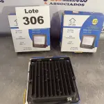LOTE 306 - 03 - REFLETORES LED 20W (NO ESTADO, NÃO SABEMOS SE FUNCIONA. LEILÃO NÃO TEM GARANTIA E NEM DEVOLUÇÃO, SUJEITO A POSSÍVEIS AVARIAS VISÍVEIS/OCULTAS E/OU AUSÊNCIA DE COMPONENTES)