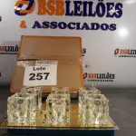 LOTE 257 - 01 - PLAFON FROST 328X222 6 LUZES LÂMPADA G9 BRONZEARTE (NO ESTADO, NÃO SABEMOS SE FUNCIONA. LEILÃO NÃO TEM GARANTIA E NEM DEVOLUÇÃO, SUJEITO A POSSÍVEIS AVARIAS VISÍVEIS/OCULTAS E/OU AUSÊNCIA DE COMPONENTES)