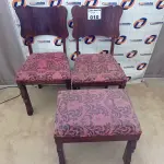 LOTE 010 - 03 CADEIRAS EM MADEIRA ANTIGA (NO ESTADO, NÃO SABEMOS SE FUNCIONA. LEILÃO NÃO TEM GARANTIA E NEM DEVOLUÇÃO).