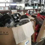 LOTE 282 - 01 BASES E COPOS DE LIQUIDIFICADORES DIVERSOS (NO ESTADO, NÃO SABEMOS SE FUNCIONA. LEILÃO NÃO TEM GARANTIA E NEM DEVOLUÇÃO, SUJEITO A POSSÍVEIS AVARIAS VISÍVEIS/OCULTAS E/OU AUSÊNCIA DE COMPONENTES)