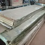 LOTE 326 - 01 LOTE DE MADEIRAS DIVERSAS (NO ESTADO, NÃO SABEMOS SE FUNCIONA. LEILÃO NÃO TEM GARANTIA E NEM DEVOLUÇÃO, SUJEITO A POSSÍVEIS AVARIAS VISÍVEIS/OCULTAS E/OU AUSÊNCIA DE COMPONENTES)