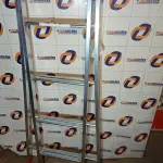 LOTE 249 - 01 - ESCADA EXTENSIVA 10 DEGRAUS (NO ESTADO, NÃO SABEMOS SE FUNCIONA. LEILÃO NÃO TEM GARANTIA E NEM DEVOLUÇÃO, SUJEITO A POSSÍVEIS AVARIAS VISÍVEIS/OCULTAS E/OU AUSÊNCIA DE COMPONENTES)