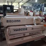 LOTE 322 - 01 LOTE DE MADEIRAS DIVERSAS (NO ESTADO, NÃO SABEMOS SE FUNCIONA. LEILÃO NÃO TEM GARANTIA E NEM DEVOLUÇÃO, SUJEITO A POSSÍVEIS AVARIAS VISÍVEIS/OCULTAS E/OU AUSÊNCIA DE COMPONENTES)