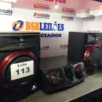 LOTE 113 - 01 - MINI SYSTEM PHILCO PHS1900BT PRETO COM BLUETOOTH 1900W DE POTÊNCIA - 127V/220V (NO ESTADO, NÃO SABEMOS SE FUNCIONA. LEILÃO NÃO TEM GARANTIA E NEM DEVOLUÇÃO, SUJEITO A POSSÍVEIS AVARIAS VISÍVEIS/OCULTAS E/OU AUSÊNCIA DE COMPONENTES)