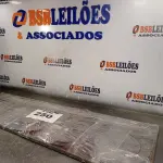 LOTE 250 - 01 - CHAPA PARA FOGÃO A LENHA FERRO FUNDIDO DE 4 BOCAS REDUTORES 1 METRO (NO ESTADO, NÃO SABEMOS SE FUNCIONA. LEILÃO NÃO TEM GARANTIA E NEM DEVOLUÇÃO, SUJEITO A POSSÍVEIS AVARIAS VISÍVEIS/OCULTAS E/OU AUSÊNCIA DE COMPONENTES)