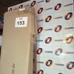 LOTE 153 - 01 - ESTANTE INFANTIL CASINHA COM 4 NICHOS CASATEMA (NO ESTADO, NÃO SABEMOS SE FUNCIONA. LEILÃO NÃO TEM GARANTIA E NEM DEVOLUÇÃO, SUJEITO A POSSÍVEIS AVARIAS VISÍVEIS/OCULTAS E/OU AUSÊNCIA DE COMPONENTES)