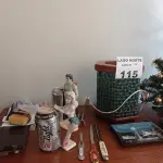 LOTE 115 - 01 LOTE COM OBJETOS PARA DECORAÇÃO (NO ESTADO, NÃO SABEMOS SE FUNCIONA. LEILÃO NÃO TEM GARANTIA E NEM DEVOLUÇÃO).