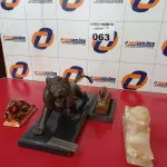 LOTE 063 - 01 LOTE COM ARTIGOS DE DECORAÇÃO (NO ESTADO, NÃO SABEMOS SE FUNCIONA. LEILÃO NÃO TEM GARANTIA E NEM DEVOLUÇÃO). 