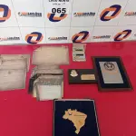 LOTE 065 - 01 LOTE COM ARTIGOS DE DECORAÇÃO (NO ESTADO, NÃO SABEMOS SE FUNCIONA. LEILÃO NÃO TEM GARANTIA E NEM DEVOLUÇÃO). 
