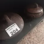 LOTE 204 - 01 LOTE COM 03 PANELAS DE BARRO (NO ESTADO, NÃO SABEMOS SE FUNCIONA. LEILÃO NÃO TEM GARANTIA E NEM DEVOLUÇÃO).