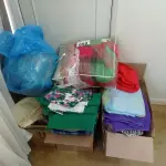 LOTE 052 - 01 LOTE COM ROUPAS DE CAMA (NO ESTADO, NÃO SABEMOS SE FUNCIONA. LEILÃO NÃO TEM GARANTIA E NEM DEVOLUÇÃO).