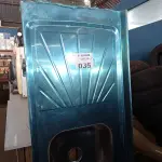 LOTE 035 - 01 PIA EM AÇO INOX CIMENTADA MEDINDO 1,60M X 0,53CM. (NO ESTADO, LEILÃO NÃO TEM GARANTIA E NEM DEVOLUÇÃO, SUJEITO A POSSÍVEIS AVARIAS VISÍVEIS/OCULTAS E/OU AUSÊNCIA DE COMPONENTES).