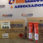 LOTE 049 - 02 CAIXAS COM BISNAGAS DE ADESIVO PLÁSTICO PARA TUBOS E CONEXÕES DE PVC RÍGIDO 75G 30 UNIDADES CADA. (NO ESTADO, LEILÃO NÃO TEM GARANTIA E NEM DEVOLUÇÃO, SUJEITO A POSSÍVEIS AVARIAS VISÍVEIS/OCULTAS E/OU AUSÊNCIA DE COMPONENTES).