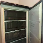 LOTE 155 - 01 FREEZER CONSUL VERTICAL COM 05 GAVETAS (NO ESTADO, NÃO SABEMOS SE FUNCIONA. LEILÃO NÃO TEM GARANTIA E NEM DEVOLUÇÃO).
