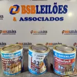 LOTE 032 - 03 GALÕES DE VERNIZ SAYERLACK 3,6L SENDO 01 MARÍTIMO. (NO ESTADO, LEILÃO NÃO TEM GARANTIA E NEM DEVOLUÇÃO, SUJEITO A POSSÍVEIS AVARIAS VISÍVEIS/OCULTAS E/OU AUSÊNCIA DE COMPONENTES).