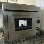 LOTE 169 - 01 FORNO ELÉTRICO LAYR 220VOLTS (NO ESTADO, NÃO SABEMOS SE FUNCIONA. LEILÃO NÃO TEM GARANTIA E NEM DEVOLUÇÃO).