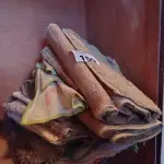 LOTE 150 - 01 LOTE COM TAPETES DIVERSOS (NO ESTADO, NÃO SABEMOS SE FUNCIONA. LEILÃO NÃO TEM GARANTIA E NEM DEVOLUÇÃO).