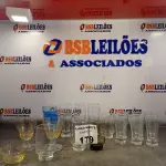 LOTE 179 - 01 LOTE COM COPOS E TULIPAS (NO ESTADO, NÃO SABEMOS SE FUNCIONA. LEILÃO NÃO TEM GARANTIA E NEM DEVOLUÇÃO).