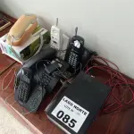 LOTE 085 - 01 TOCA FITA CASSETE STEREO CR30 ANTIGO (NO ESTADO, NÃO SABEMOS SE FUNCIONA. LEILÃO NÃO TEM GARANTIA E NEM DEVOLUÇÃO).