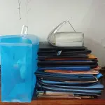 LOTE 081 - 01 LOTE COM PASTAS PARA DOCUMENTOS (NO ESTADO, NÃO SABEMOS SE FUNCIONA. LEILÃO NÃO TEM GARANTIA E NEM DEVOLUÇÃO).