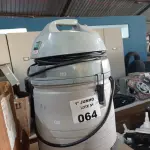 LOTE 064 - 01 ASPIRADOR DE PÓ 220V INCOMPLETO. (NO ESTADO, LEILÃO NÃO TEM GARANTIA E NEM DEVOLUÇÃO, SUJEITO A POSSÍVEIS AVARIAS VISÍVEIS/OCULTAS E/OU AUSÊNCIA DE COMPONENTES).