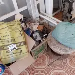 LOTE 240 - 01 LOTE COM TELHAS EM ACRÍLICO, TORNEIRAS, LUMINÁRIAS, VENTILADOR DE TETO, CABO DE AÇO (NO ESTADO, NÃO SABEMOS SE FUNCIONA. LEILÃO NÃO TEM GARANTIA E NEM DEVOLUÇÃO).