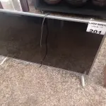 LOTE 201 - 01 TELEVISÃO LG 42” POL (NO ESTADO, NÃO SABEMOS SE FUNCIONA. LEILÃO NÃO TEM GARANTIA E NEM DEVOLUÇÃO).