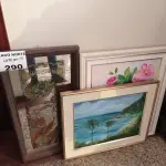LOTE 290 - 03 QUADROS DIVERSOS DECORATIVOS (NO ESTADO, NÃO SABEMOS SE FUNCIONA. LEILÃO NÃO TEM GARANTIA E NEM DEVOLUÇÃO).