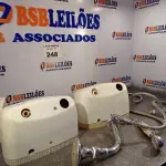 LOTE 248 - 02 CHUVEIROS ANTIGOS (NO ESTADO, NÃO SABEMOS SE FUNCIONA. LEILÃO NÃO TEM GARANTIA E NEM DEVOLUÇÃO).