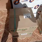 LOTE 252 - 05 CAIXAS COM PASTILHAS DIVERSAS (NO ESTADO, NÃO SABEMOS SE FUNCIONA. LEILÃO NÃO TEM GARANTIA E NEM DEVOLUÇÃO).
