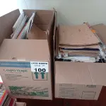 LOTE 100 - 01 LOTE COM LIVROS DIVERSOS (NO ESTADO, NÃO SABEMOS SE FUNCIONA. LEILÃO NÃO TEM GARANTIA E NEM DEVOLUÇÃO).