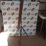 LOTE 095 - 01 TELA PARA PROJEÇÃO (NO ESTADO, NÃO SABEMOS SE FUNCIONA. LEILÃO NÃO TEM GARANTIA E NEM DEVOLUÇÃO).